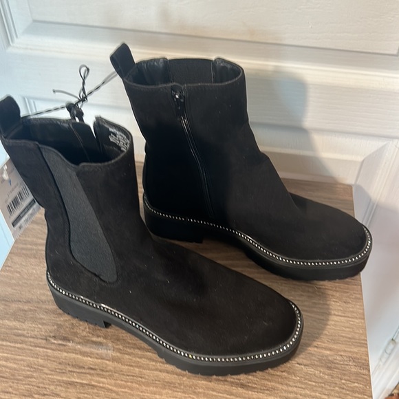NWT NO BOX TIME AND TRU FAUX SUEDE BLACK ANKLE BOOTS BEADED SIDE ZIPPER SIZE 7 - Picture 5 of 8